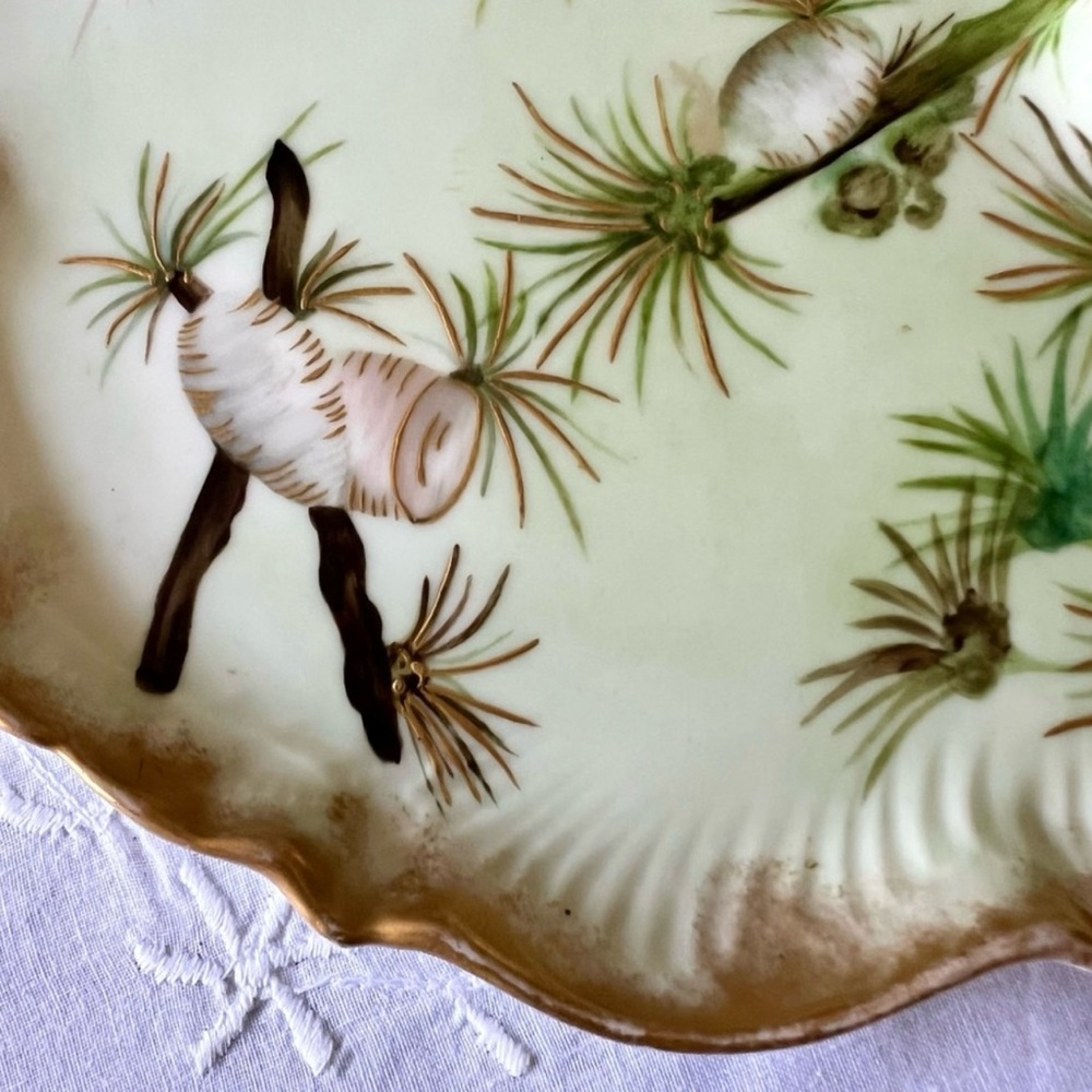 Limoges Vintage Unique Shape Dish Ceramic Ivory/Whit/Green w/ Gold Trim - Picture 8 of 15